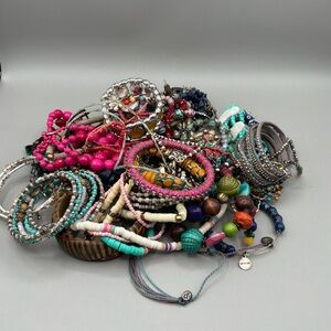 Bracelet lot